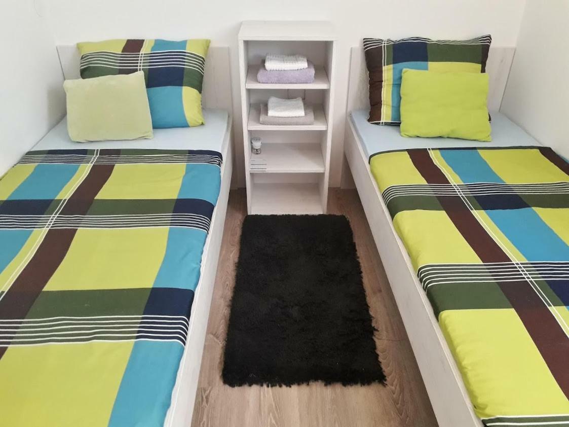 Luciana Apartment Povljana Bagian luar foto